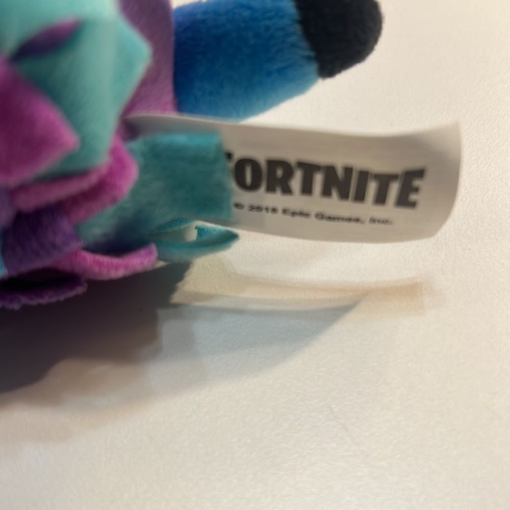 Fortnite plush toy - Picture 3 of 5